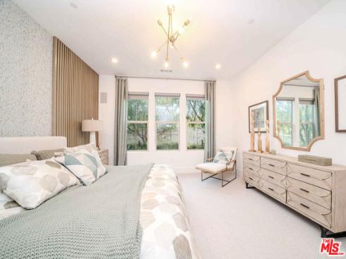 8900  Los Coyotes  120  Court, Buena Park, CA