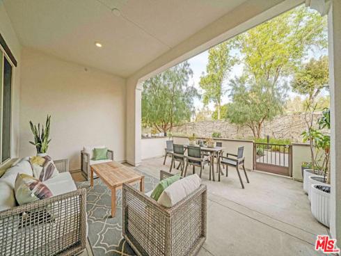 8900  Los Coyotes  120  Court, Buena Park, CA