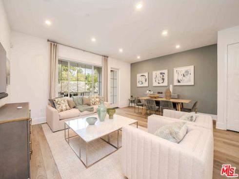 8900  Los Coyotes  120  Court, Buena Park, CA