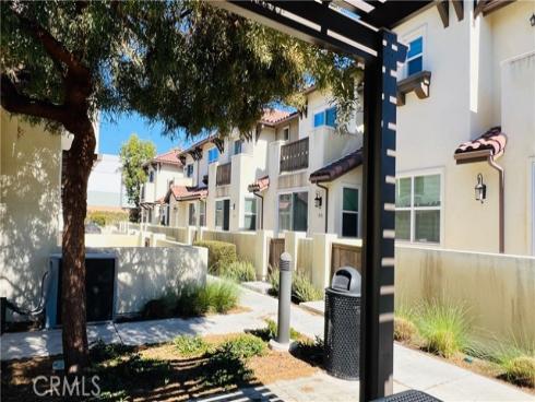 8572  Corsica  , Buena Park, CA