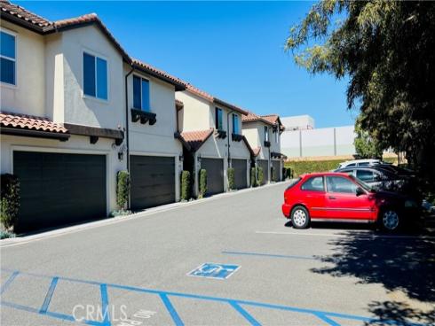 8572  Corsica  , Buena Park, CA