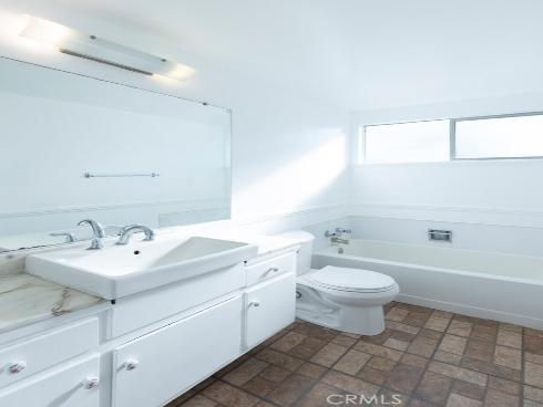 7451  Blackhawk  , Buena Park, CA