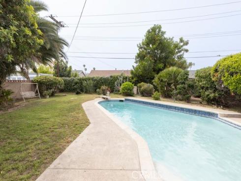 7451  Blackhawk  , Buena Park, CA