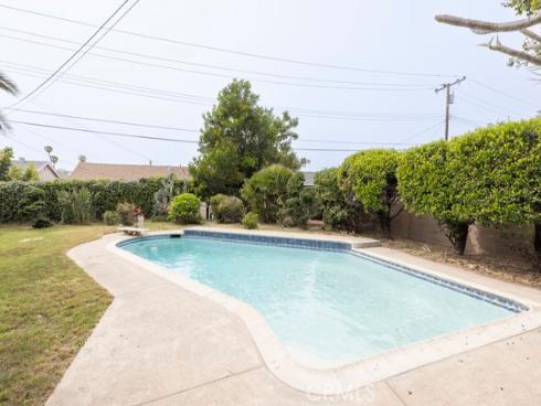 7451  Blackhawk  , Buena Park, CA