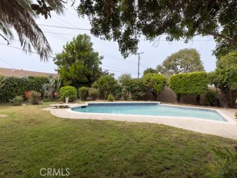 7451  Blackhawk  , Buena Park, CA