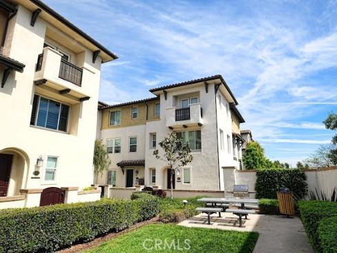 8276 Celestial Avenue