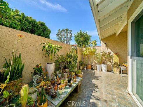 50  Lincoln   Court, Buena Park, CA