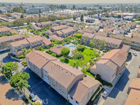 50  Lincoln   Court, Buena Park, CA