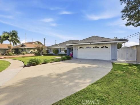 6470  Brahms   Circle, Buena Park, CA