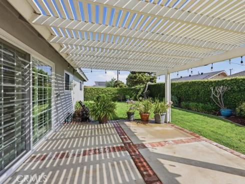 6470  Brahms   Circle, Buena Park, CA