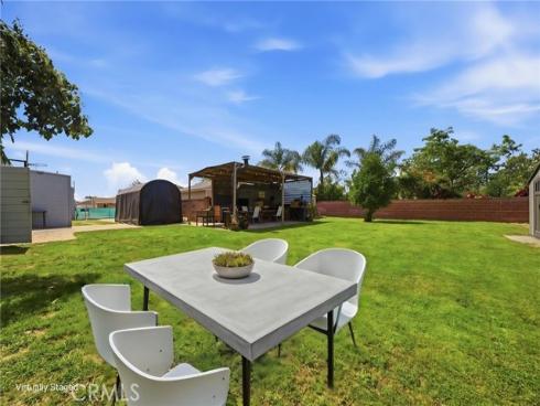 6861  Berry  , Buena Park, CA