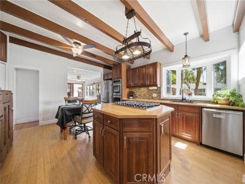 6861  Berry  , Buena Park, CA