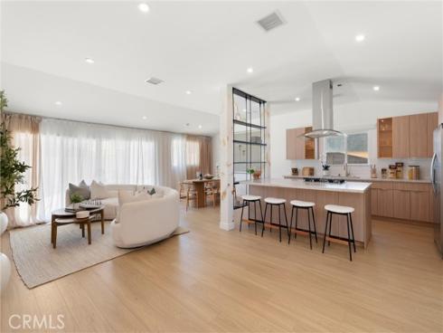 8591 Greenleaf Avenue