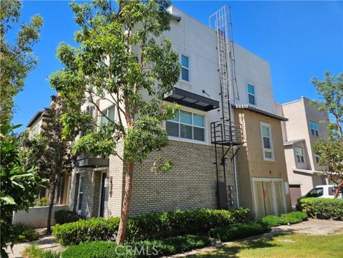 7011  Oregon  , Buena Park, CA