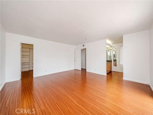 8175  Mammoth  , Buena Park, CA