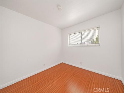 8175  Mammoth  , Buena Park, CA