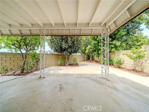 8175  Mammoth  , Buena Park, CA