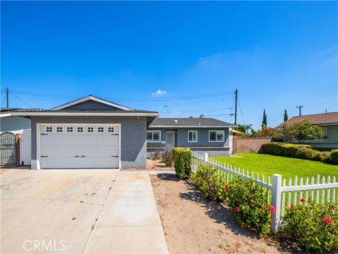 7233  Hayes Circle  , Buena Park, CA