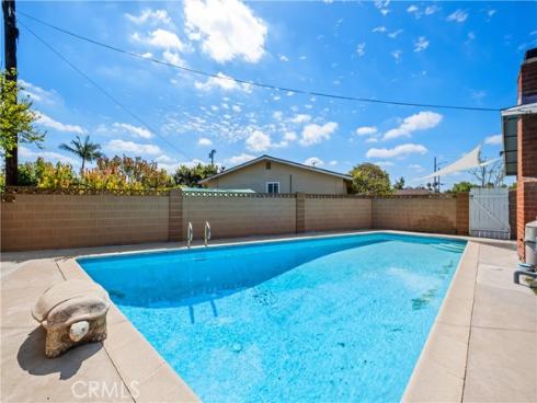 7233  Hayes Circle  , Buena Park, CA