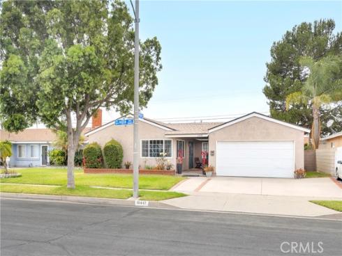 10447  Claudia  , Buena Park, CA