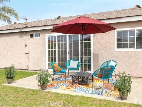 10447  Claudia  , Buena Park, CA