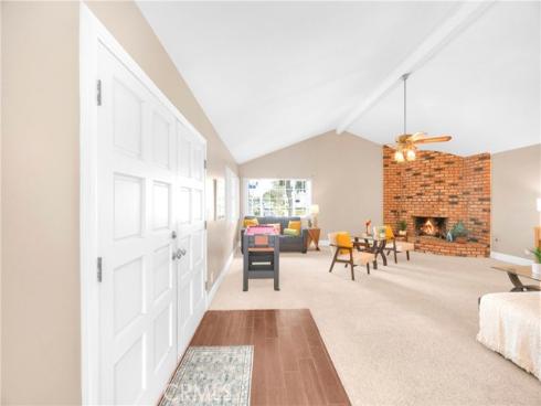 10447  Claudia  , Buena Park, CA