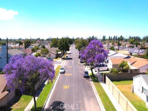10447  Claudia  , Buena Park, CA