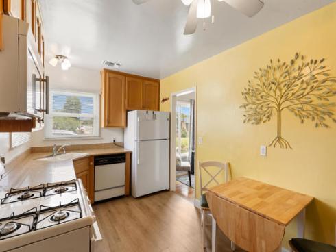 6641  Del Rosa   Road, Buena Park, CA