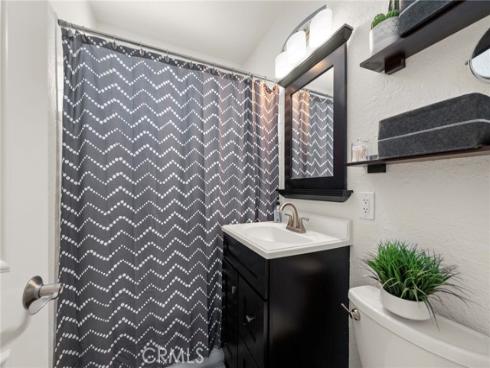 8289  Poinsettia  , Buena Park, CA