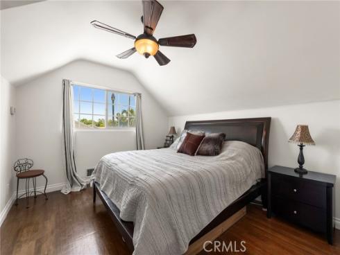 8289  Poinsettia  , Buena Park, CA