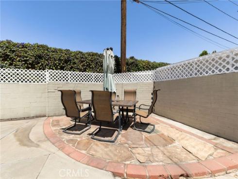 8289  Poinsettia  , Buena Park, CA