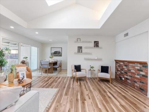 6851  San Pasqual   Circle, Buena Park, CA