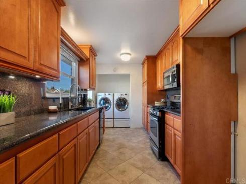 6851  San Pasqual   Circle, Buena Park, CA