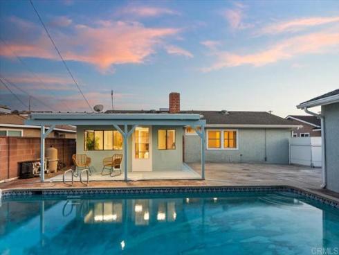 6851  San Pasqual   Circle, Buena Park, CA