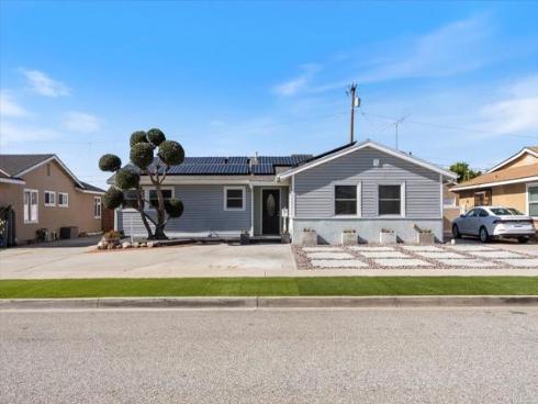 6851  San Pasqual   Circle, Buena Park, CA