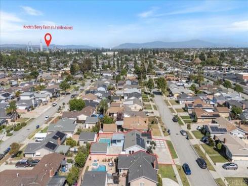 6851  San Pasqual   Circle, Buena Park, CA