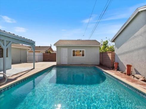 6851  San Pasqual   Circle, Buena Park, CA