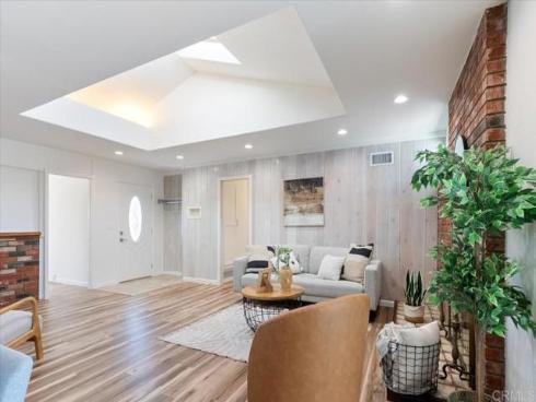 6851  San Pasqual   Circle, Buena Park, CA