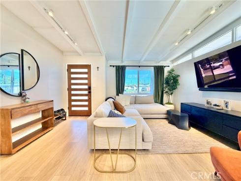 6591  Arizona  , Buena Park, CA