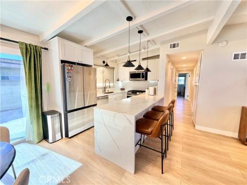 6591  Arizona  , Buena Park, CA