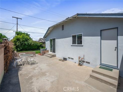 8287  Santa Fe  , Buena Park, CA