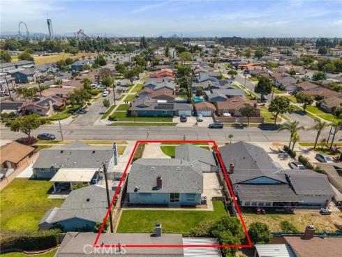 8287  Santa Fe  , Buena Park, CA