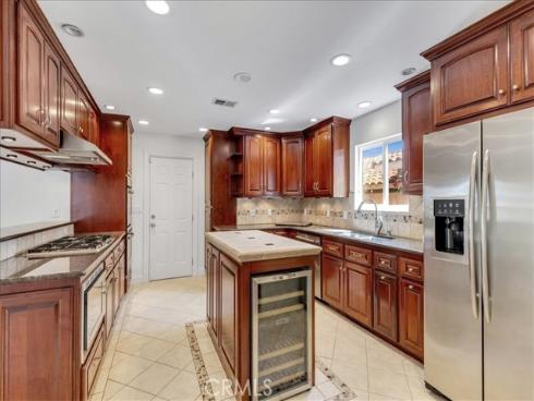 7210  Crescent  , Buena Park, CA