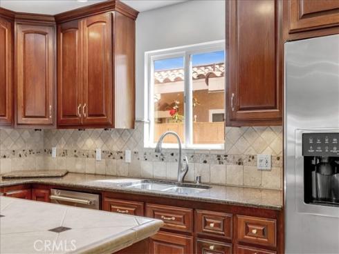 7210  Crescent  , Buena Park, CA