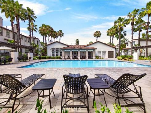 87  Bixby   Circle, Buena Park, CA