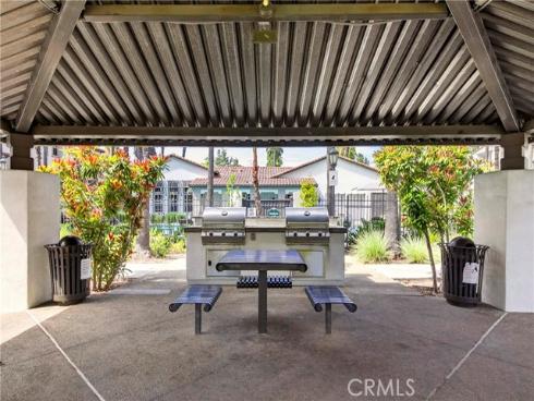 87  Bixby   Circle, Buena Park, CA