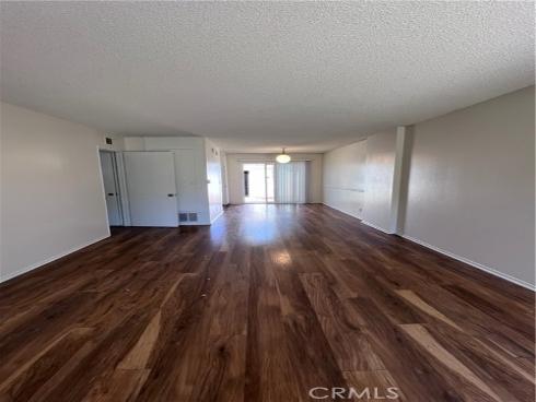 8221  Ginnis Green  , Buena Park, CA