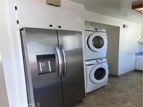 8221  Ginnis Green  , Buena Park, CA