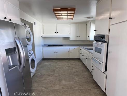 8221  Ginnis Green  , Buena Park, CA