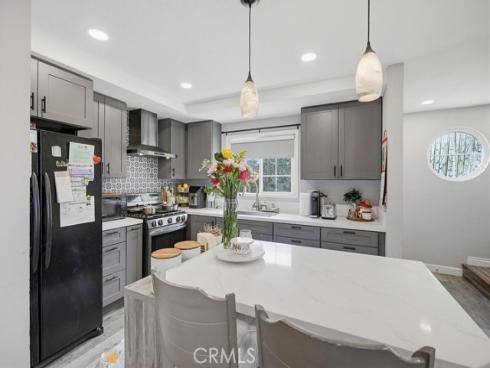 7194 Santa Isabel , Buena Park, CA